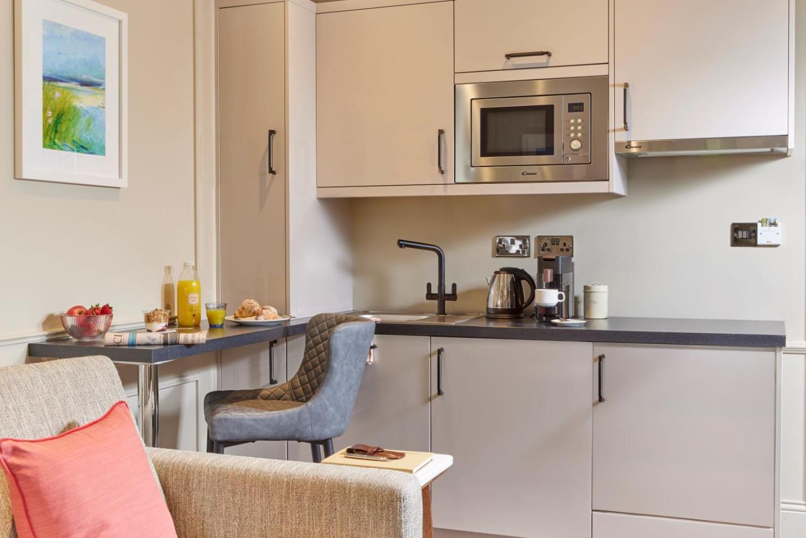 Waterloo Town House & Suites ดับลิน ภายนอก รูปภาพ